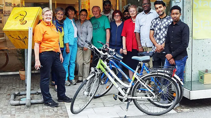 Eva Scheriau (links) und ihr Team freuen sich über die gute Tat