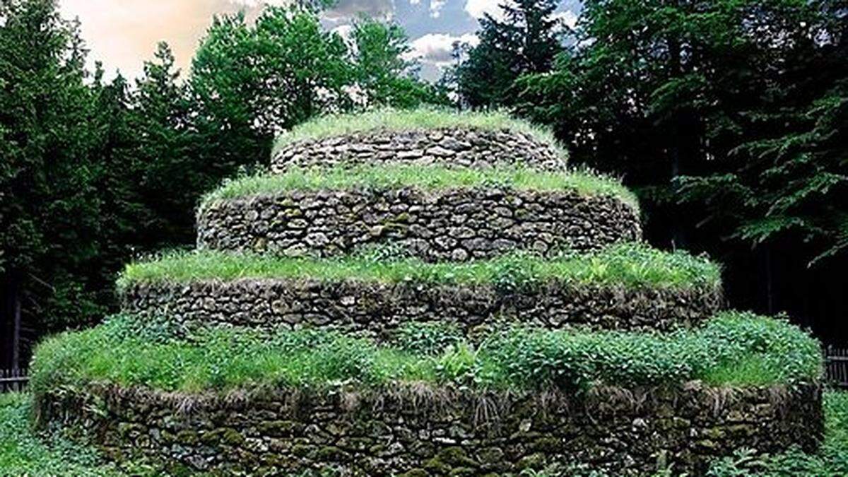 Die Steinpyramide von Groß Gerungs 