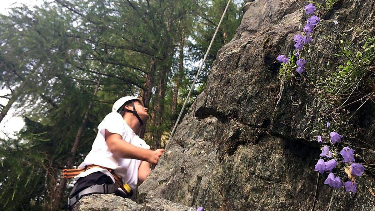 Neuer Klettersteig am Fuße der Burg Heinfels 