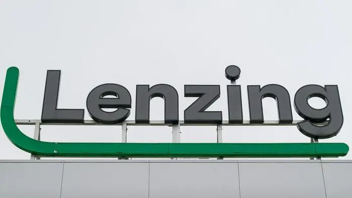 Lenzing hat 2025 200 Millionen Euro eingespart, weitere 120 Millionen Einsparungen bis 2027 geplant