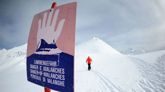 Am Dienstag erreicht uns noch ein Tief mit Schneefall im Süden und Regen. Dann stellt sich ruhigeres Wetter ein