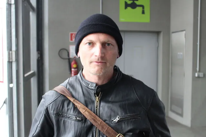 Patrick Handler (50) aus Graz: Morgen habe ich einen Massagetermin, wahrscheinlich werde ich mit dem Test auch ins Restaurant oder Cafe gehen. Dass es so viele Teststraßen gibt und dass die lange offen haben, muss so sein. Das Testen ist ja eine Bedingung, man braucht das Angebot.