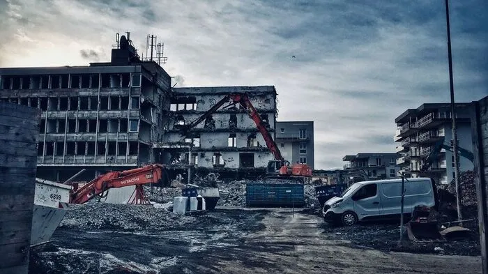 Seit den 1950er Jahren war das ÖDK-Haus eines der prominentesten Gebäude im Westen der Landeshauptstadt.