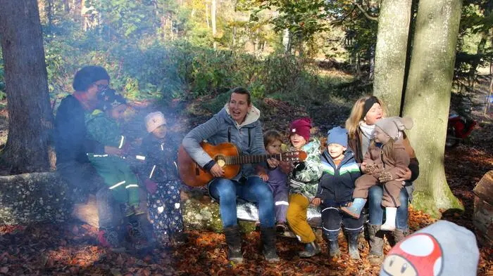 Klicken Sie sich hier durch die Eindrücke der Baumpflanzaktion in Bierbaum!