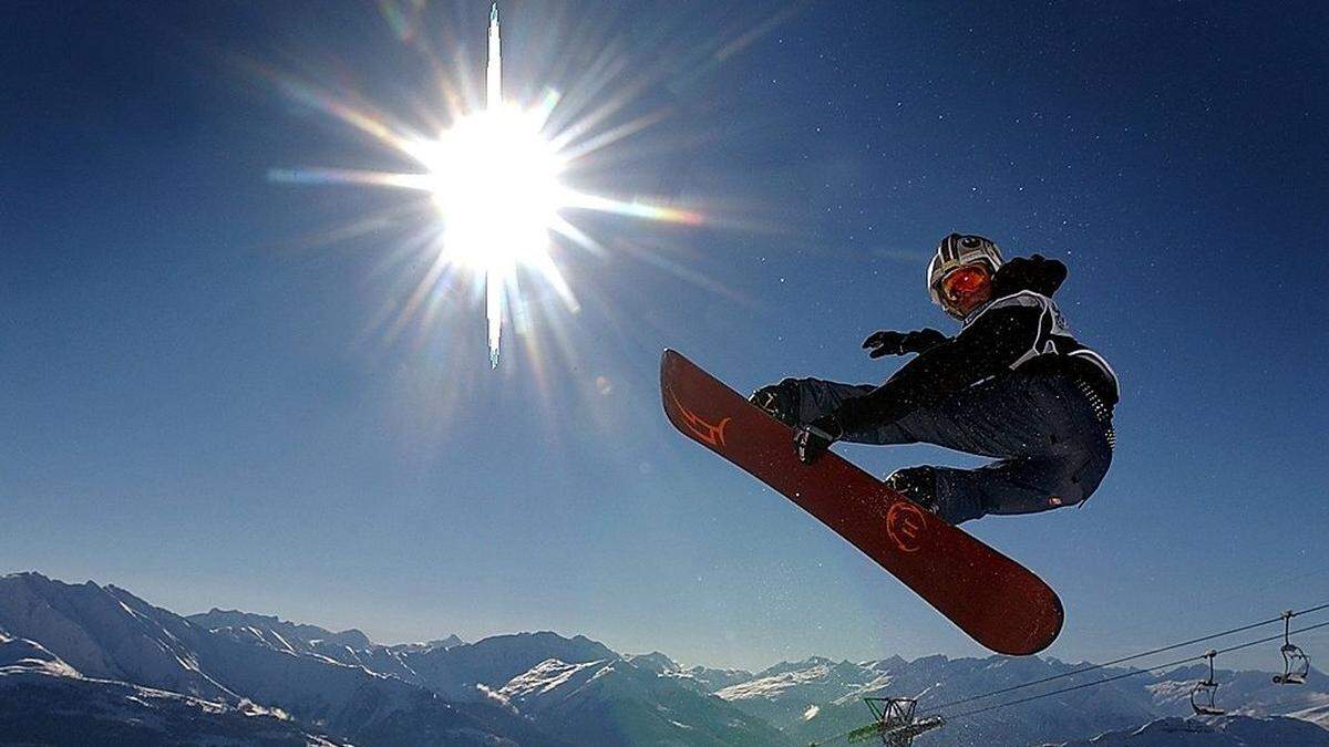 Der Snowboarder wurde unverletzt geborgen