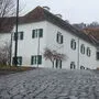 Das Anbot für das Schloss enthält eindeutige Bedingungen