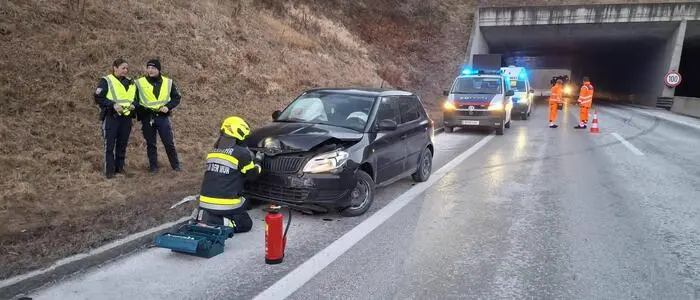 Feuerwehr, Polizei, das Rote Kreuz und die Asfinag waren im Einsatz