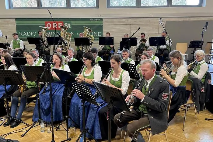 Musikkapelle Bad Blumau unter Kapellmeister Benedikt Fleischhacker