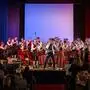 Die Jugendmusikkapelle auf einer großen Bühne | Die Jugendmusikkapelle Millstätterberg feierte am Samstag mit einem Festkonzert ihr 40-Jahr-Jubiläum