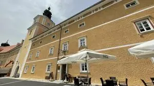 In der Taverne im Stift Vorau arbeiten neben fix angestellten Schlüsselkräften arbeitsmarktferne Personen