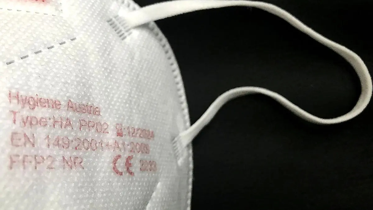 ABD0164_20210303 - WIEN - ÖSTERREICH: ZU APA0345 VOM 3.3.2021 - Eine FFP2-Maske des Schutzmasken-Herstellers Hygiene Austria, aufgenommen am Mittwoch, 03. März 2021. - FOTO: APA/HANS KLAUS TECHT