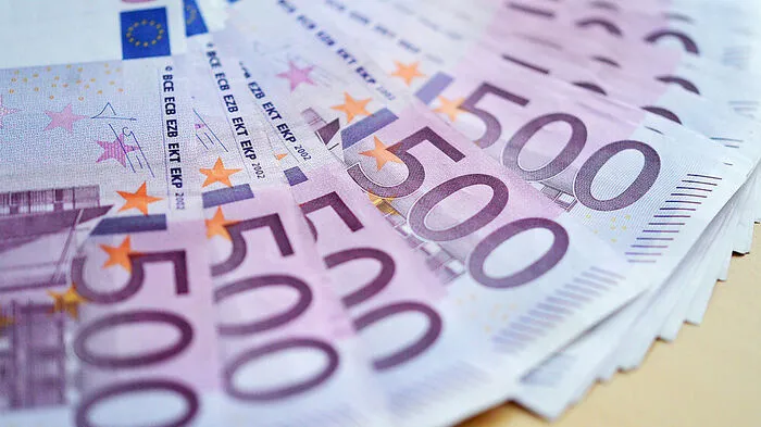 Alleine die Stadtgemeinde Lienz muss an ihre Bediensteten rund 600.000 Euro nachzahlen. Der Geldsegen hat aber auch einen Haken