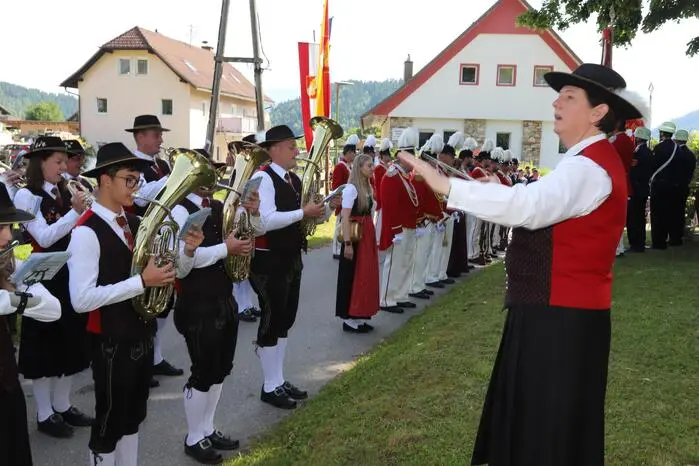 Im Anschluss gab es einen Frühschoppen inklusive Platzkonzert der Trachtenkapelle Tiffen.