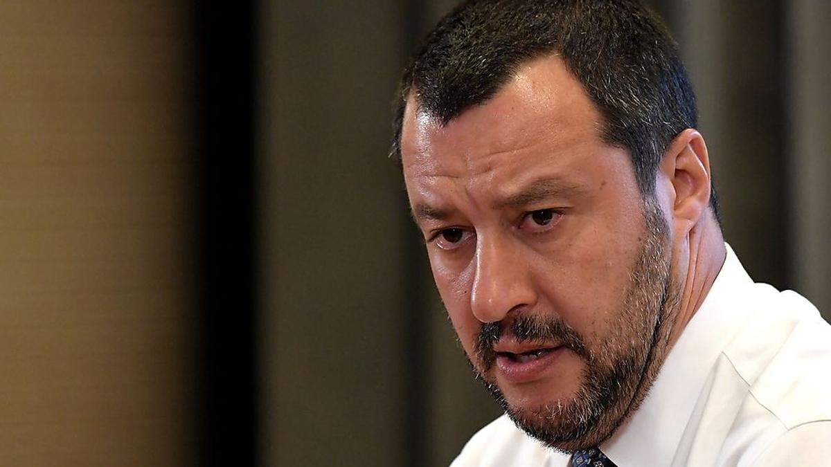 Innenminister Matteo Salvini muss sich heftiger Kritik stellen. 
