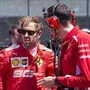 Eigentlich lag Sebastian Vettel das gesamte Rennen vor Hamilton, am Ende dürfte aber der Brite jubeln