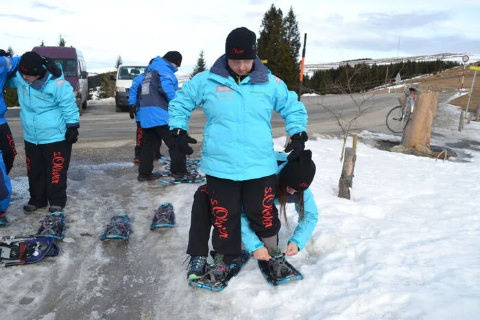 Vier von ihnen werden in verschiedenen Bewerben im Schneeschuhlauf in Ramsau um Medaillen kämpfen, zwei warten als Ersatzsportler auf ihren Einsatz.