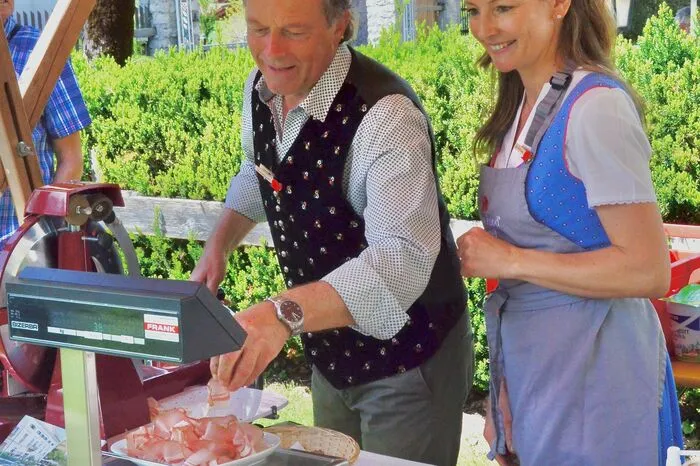 Slow Food-Schmankerl gab es unter anderem bei Schloss Lerchenhof-Hausherr Hans Steinwender