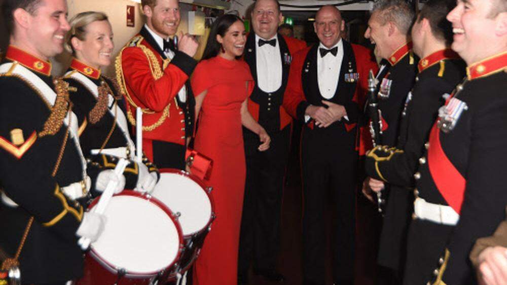 Besuch bei bester Laune: Maghan und Harry bei den Royal Marines 