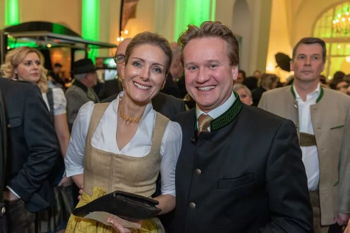 Industriellen-Boss Georg Knill mit Ehefrau Gisela