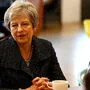 Schwere Last: Theresa May soll heute in Brüssel neue Vorschläge liefern