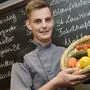 Gelernt hat Mario Naschenweng sein Fach im Spittaler Restaurant Zellot in Spittal. Dann eroberte er zwei Grazer Haubenlokale, in einem hat er jetzt das kulinarische Sagen