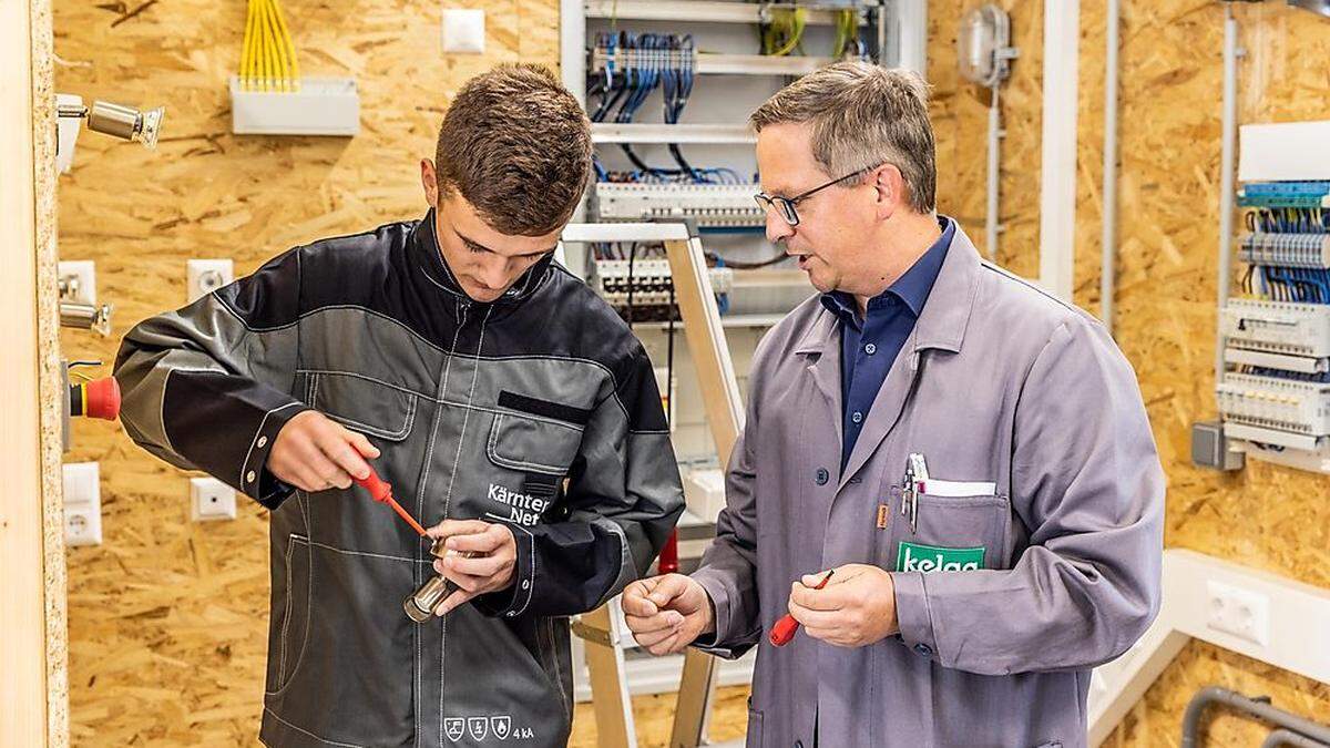 Über 32.000 junge Menschen begannen im Herbst eine Lehre