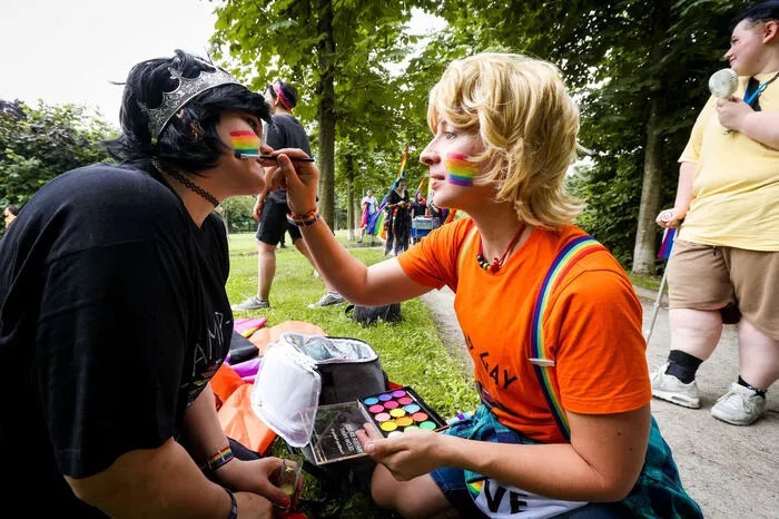 Klicken und wischen Sie sich durch die Bilder!