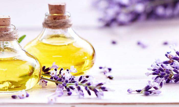 Lavendelöl gibt es in verschiedenen Qualitäten 