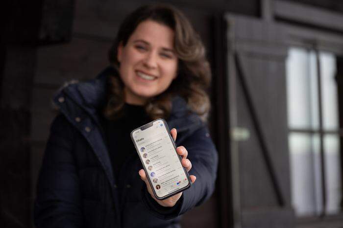 Anja Wendzel setzt auf acht WhatsApp-Kanäle in Sachen Voting