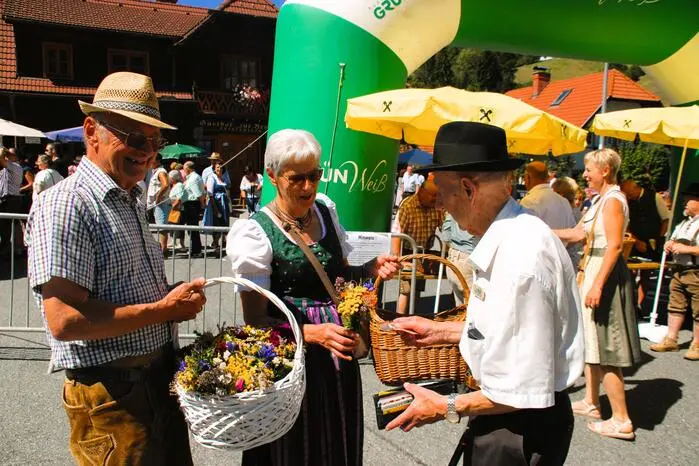 Neben der Musik wurde traditionelles Handwerk präsentiert.