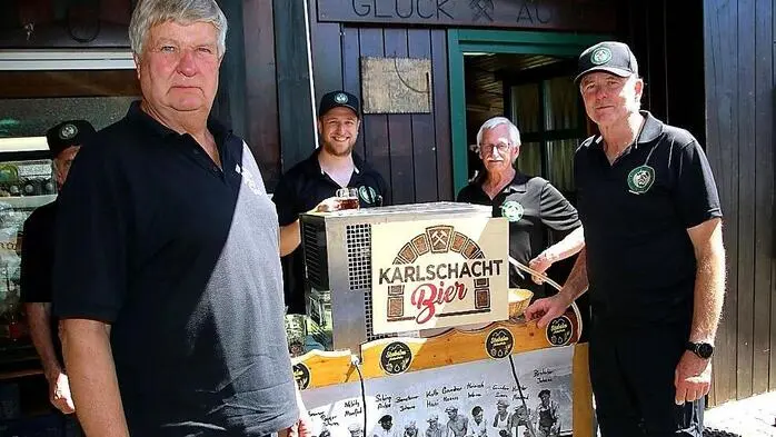 Der Knappschaftsverein Voitsberg-Köflacher Kohlerevier mit Hans Birnhuber und Hans Bernsteiner an der Spitze lud am vergangenen Samstag zum Frühschoppen beim Knappschaftsheim in Rosental ein.
