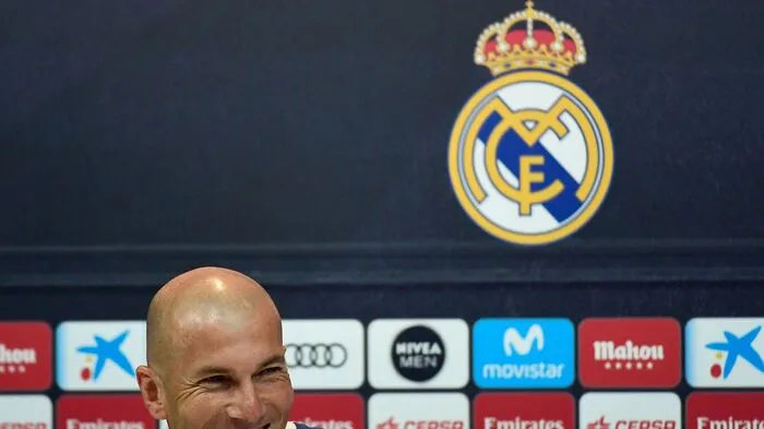 Platz 9: Zinedine Zidane (Real Madrid) - 11 Millionen Euro