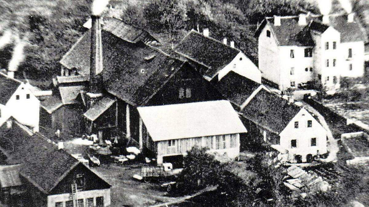 Die Glasfabrik „Alfredhütte“ in Wies anno 1930. Anny Neumann versuchte, sie in wieder in Betrieb zu nehmen, verkaufte sie dann aber 