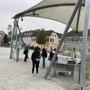 Am Hauptplatz in Fehring bedrohte ein Mann Montagmittag mehrere Menschen