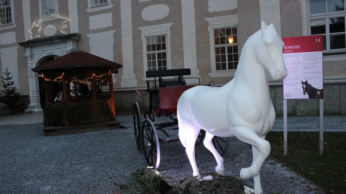 Am Donnerstag wurde der erste Adventmarkt auf Schloss Piber feierlich eröffnet.