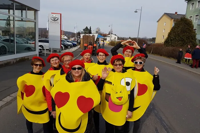 Die Smileys vom TUS Fehring lieben es herzlich und sportlich