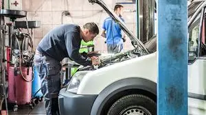 Kfz-Werkstätten bleiben geöffnet. Der Autohandel nicht