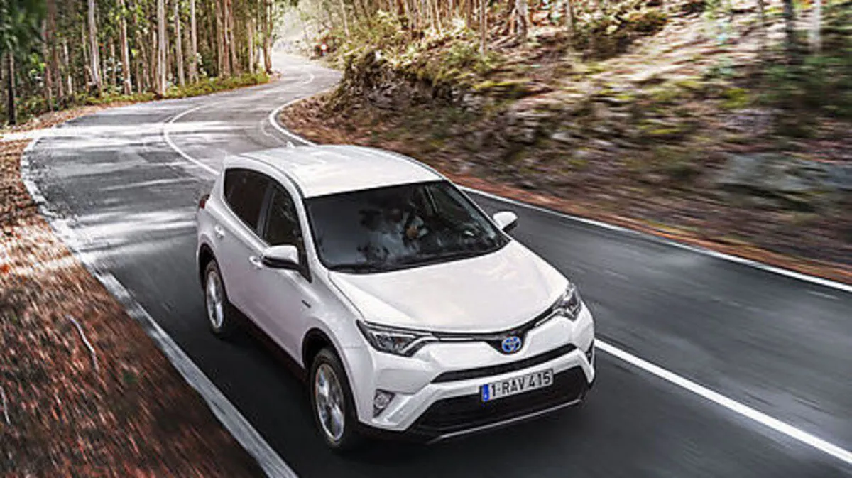 Frischer Schwung. Beim RAV4 hat Toyota optisch ein Scherflein nachgelegt 