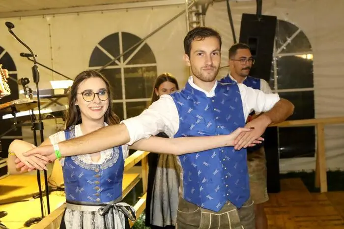 Übrigens: Mit Tanzdarbietungen begeisterten die LJ Diex (Foto) und die LJ Himmelberg.