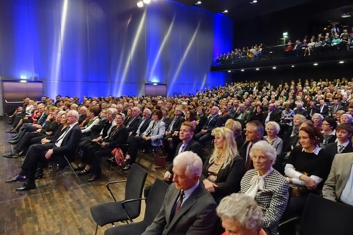 Der musikalische Reigen fand auch diesmal vor Hunderten Besuchern im restlos ausverkauften Kunsthaus Weiz statt.