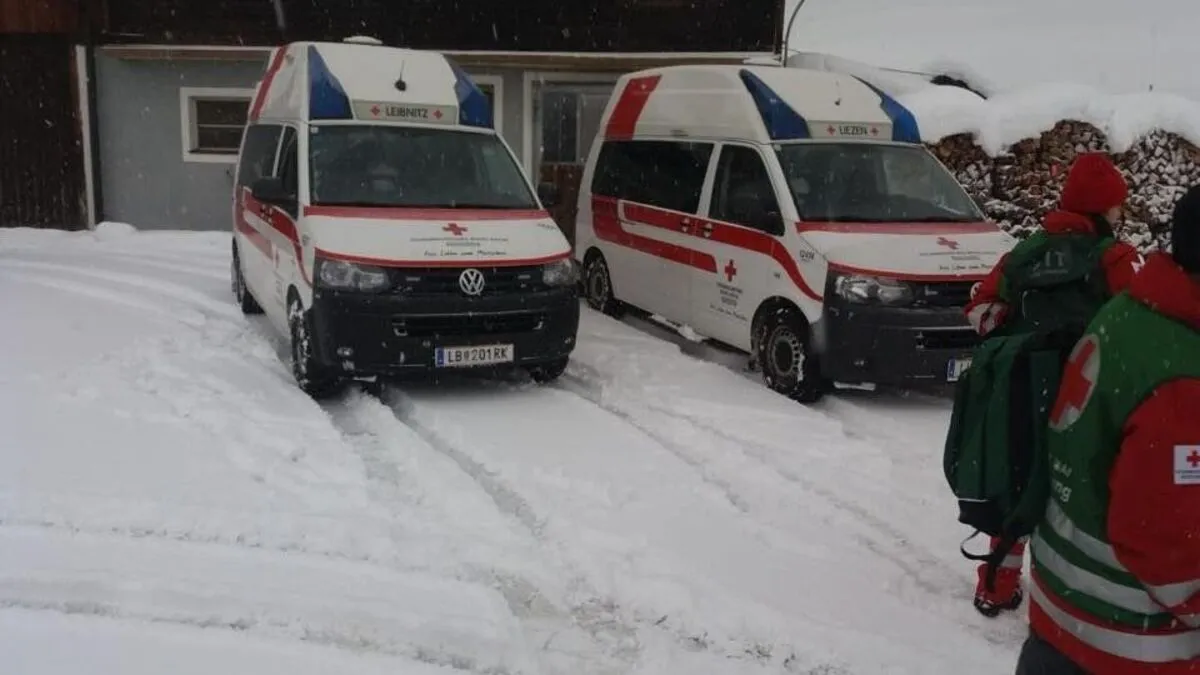Ein Rettungswagen aus Leibnitz ist derzeit in Stainach im Einsatz