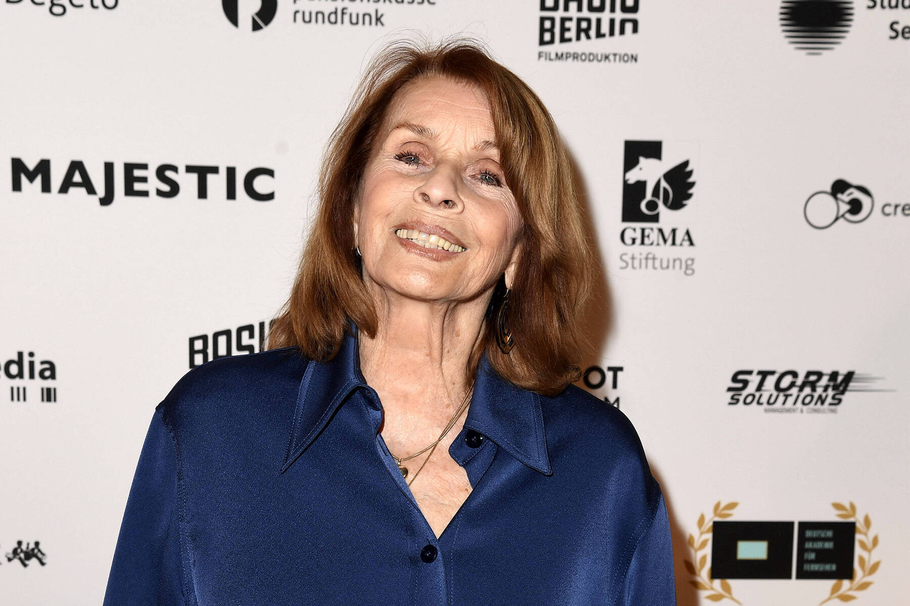 Senta Berger ist beim Spielen keine gute Verliererin