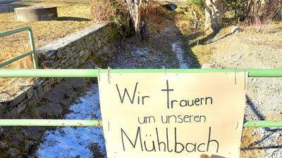 Auch eine sichtbare Protestaktion hat es wegen dem ausgetrockneten Mühlbach gegeben