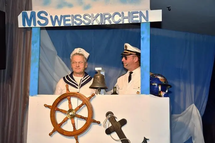 Das Publikum erlebte zwei ausverkaufte Faschingssitzungen, bei denen nicht nur die Heimat mit dem richtigen Gespür für Humor aufs Korn genommen wurde.