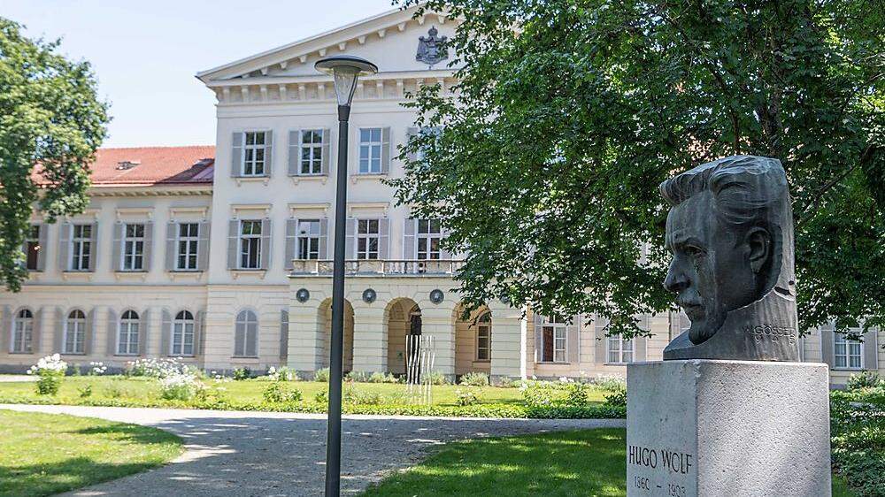 An der Kunstuni Graz will der amtierende Rektor Georg Schulz weitere vier Jahre anhängen
