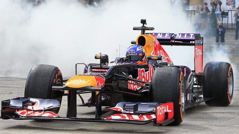 Ricciardo ließ in Wien die Reifen rauchen