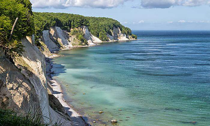 Rügens Küste besteht auch aus Kreidefelsen