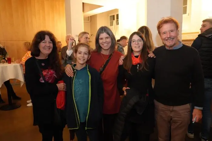 Manfred Tischitz, der Initiator des Haus des Staunens, mit seiner Familie