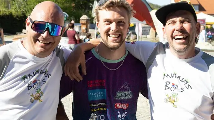 Hartberg wurde zur Bühne für spektakulären Bike-Trial-Auftakt: Am Samstag startete in Hartberg die neue Bike Trial Series und verwandelte die Stadt in ein Zentrum des Radsports.