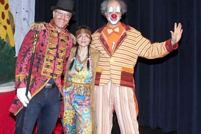 Zirkusdirektor Harry, die Knittelfelder Squaw und Jako der Clown.